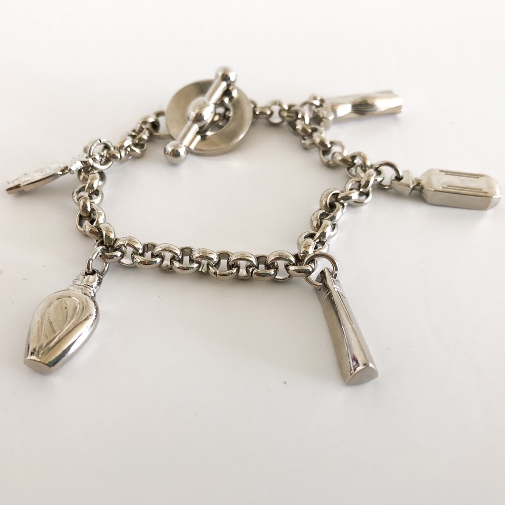 ❌ SOLD ❌🍁 NWOT Givenchy Charm Bracelet 🍁